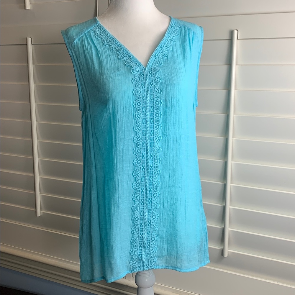 Counterparts Women's Blouse Top Sleeveless Small Blue VNeck Embroidery Dtl NWOT